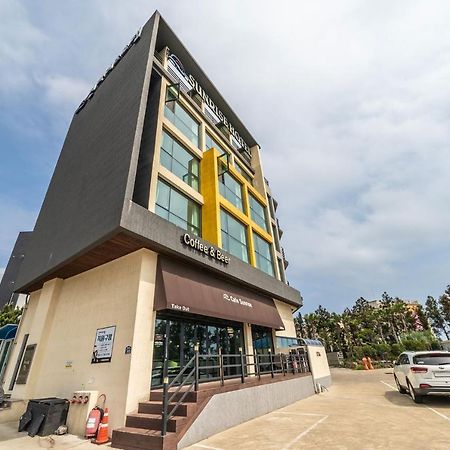 Sunrise Hotel Jungmun Branch Seogwipo Exterior photo