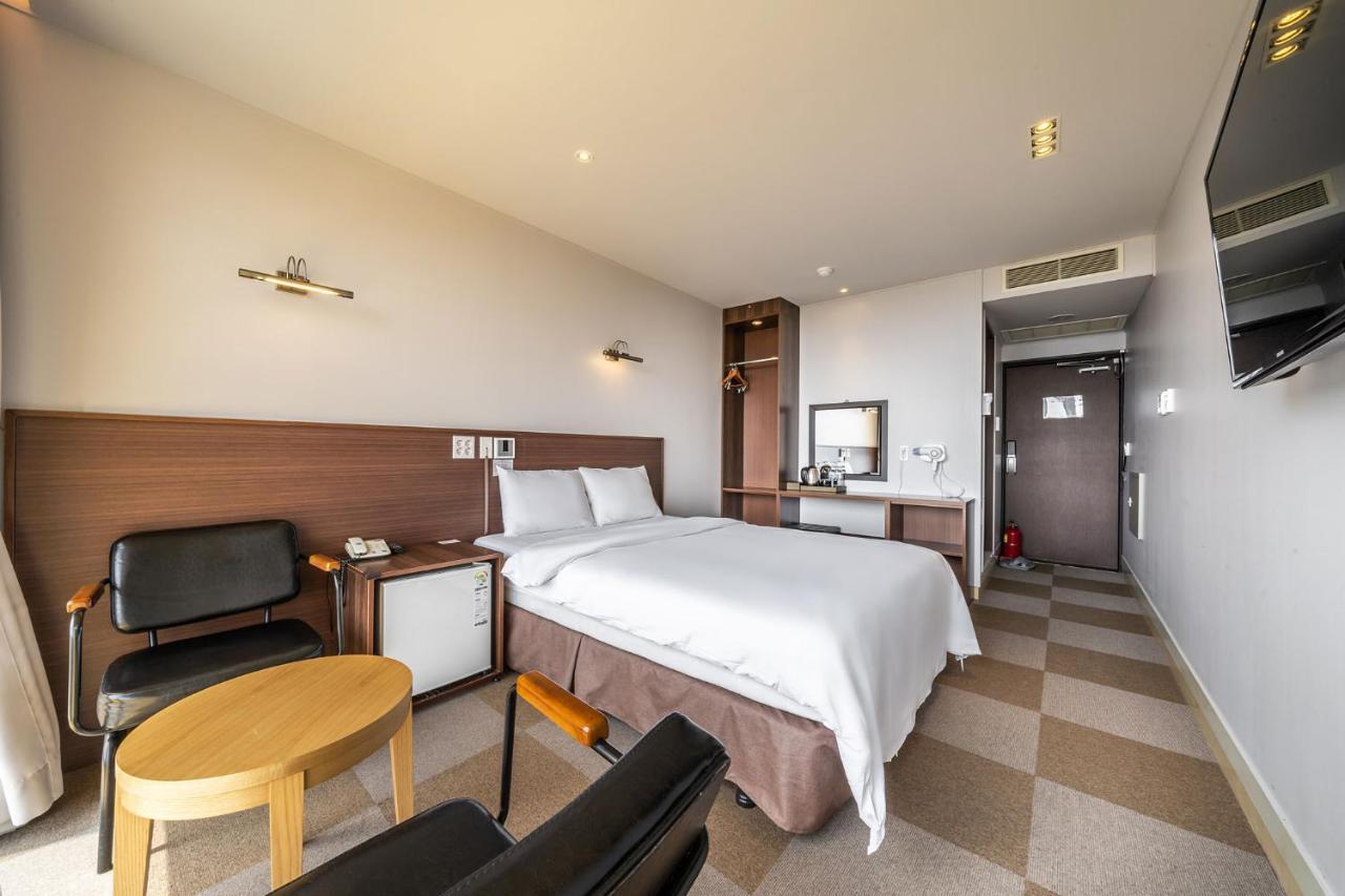 Sunrise Hotel Jungmun Branch Seogwipo Exterior photo